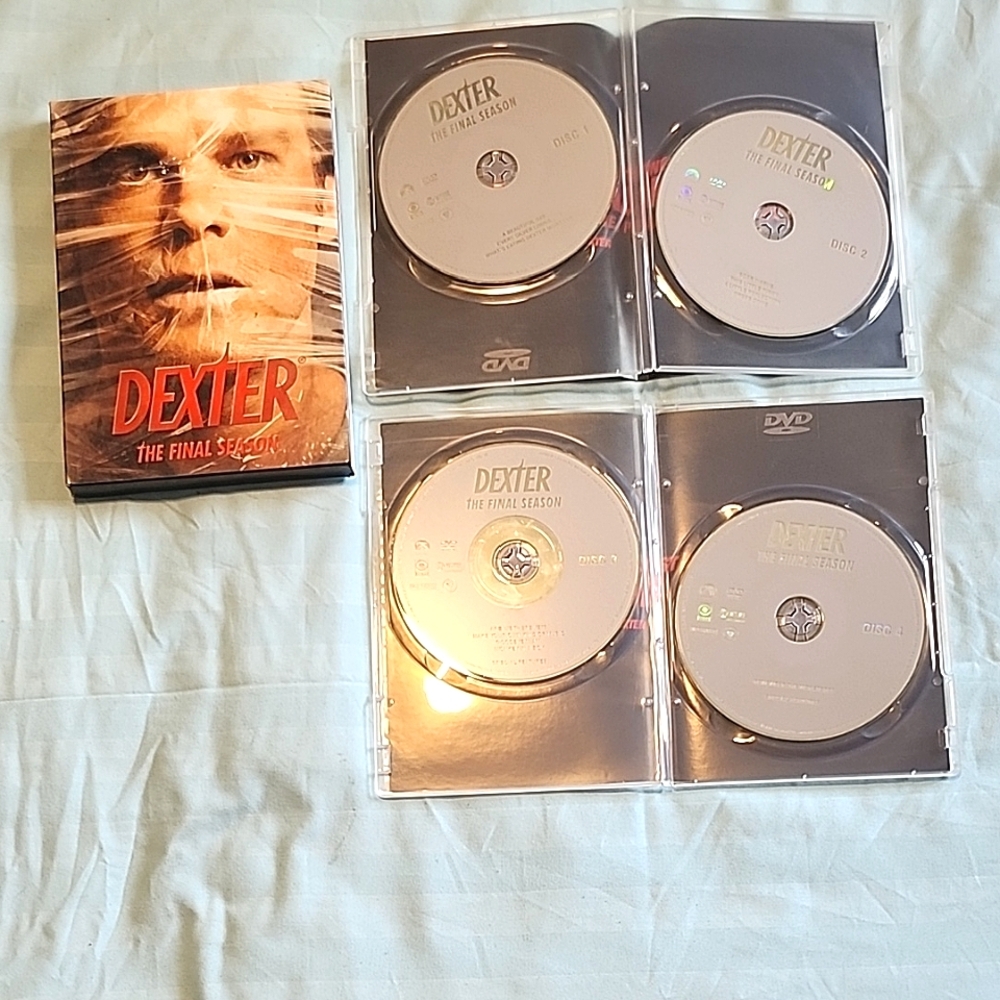 Showtime Collection Dexter The Final Season DVD Set - Orange and Black